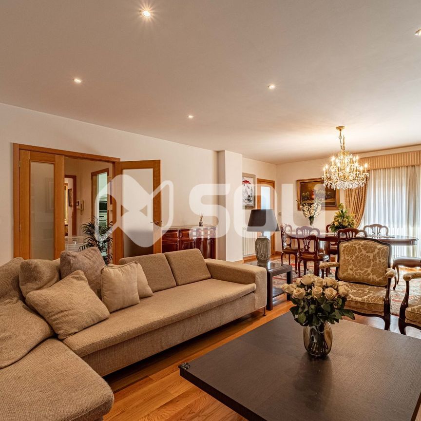 Apartamento T4 em Porto - Photo 1