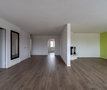 Grosszügige, gepflegte 5.5 Zimmer-Wohnung mit Balkon - Photo 1