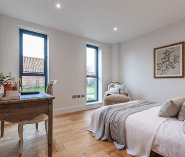 3 bedroom semi-detached house to rent - Photo 5