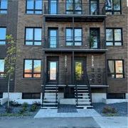 1 room apartment of 56m² in Montreal - Photo 2