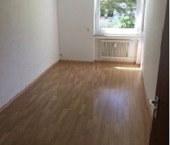 Wohn(t)raum: geräumige 4,5-Zimmer-Wohnung (nur mir Wohnberechtigungsschein) - Foto 1