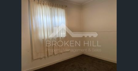 243 Zebina Street, Broken Hill, NSW, 2880. - Photo 5