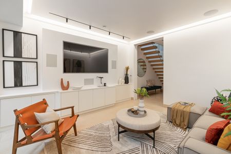 Beautiful family home in one of Notting Hill’s most-loved streets - Photo 3
