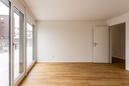 Wonderful 2.5-room attic in the heart of Biel - Photo 2