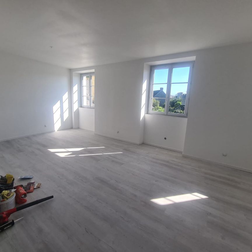 Appartement T2 - PONTACQ - Photo 1