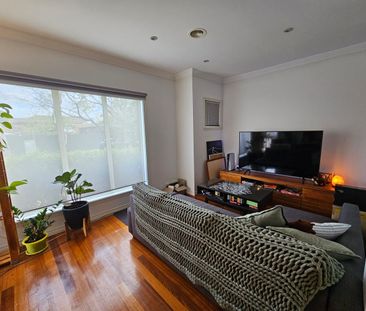 GREAT FAMILY HOME - Photo 1