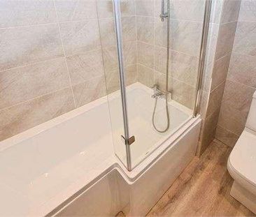 East Pafford Avenue, Torquay, Devon, TQ2 - Photo 2