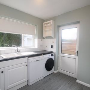 3 bedroom house to rent - Photo 2