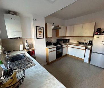 2 bedroom terraced house to rent - Photo 6