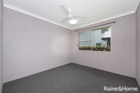 16 Garrick Street, West End, QLD 4810 - Photo 2