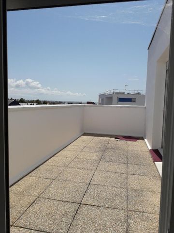 Location Appartement 2 pièces 54m² ST NAZAIRE 44600 - Photo 4