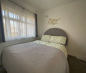 205 Joanmount Gardens, Belfast, BT14 6PA - Photo 2