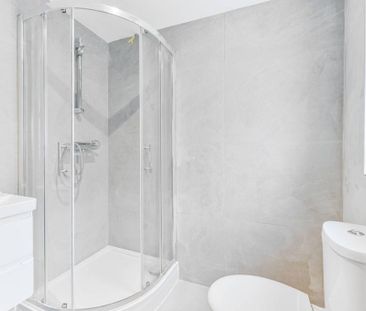 End of terrace house to rent - Photo 4