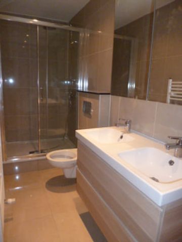 Appartement te huur - Foto 2