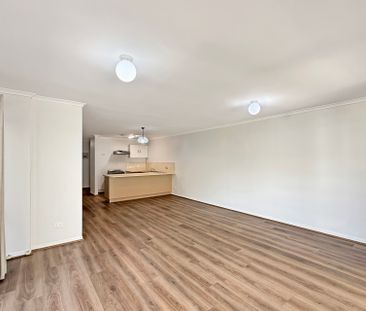 9/404 The Esplanade, - Photo 1