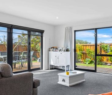 Modern Family Living in a Quiet Cul-de-Sac - Photo 5