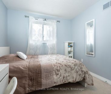 For Lease - 31 1/2 Thorold Road, Welland, Ontario - Photo 2