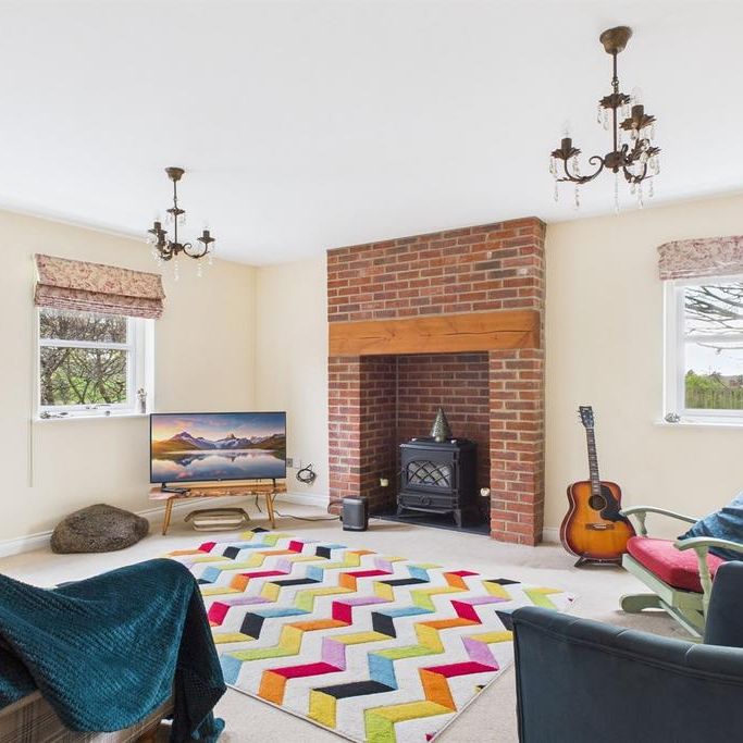 3 bedroom property to rent - Photo 1