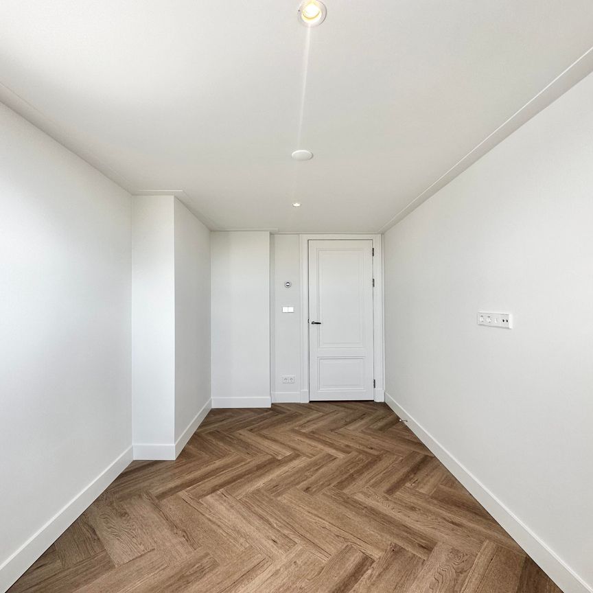 Te huur: Appartement Maarten Harpertszoon Trompstraat in Amsterdam - Photo 1