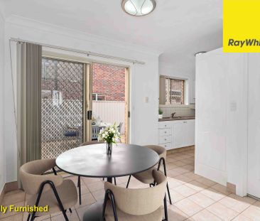 MODERN TOWNHOUSE IN A SMALL COMPLEX - Photo 6