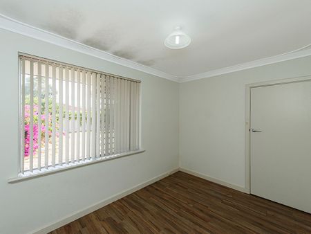 Renovated Duplex! - Photo 5