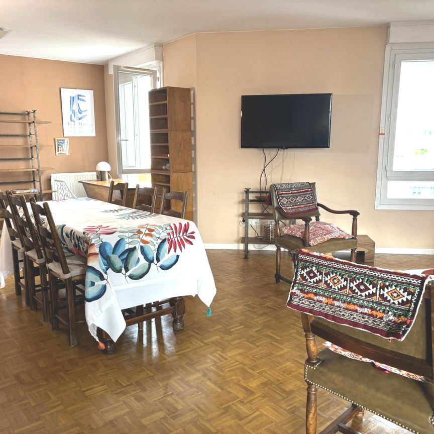 Location Appartement 4 pièces 111m² LYON 4ème - Photo 1