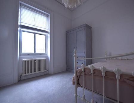 2 Bedroom Apartment To Let - Photo 5