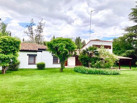 Alquiler de casa o chalet independiente en Calle de Guecho - Photo 2