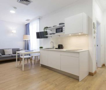 Room in a shared 41-bedroom apartment for rent in Justicia - Foto 6