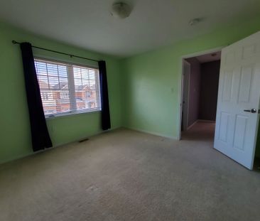 For Lease - 373 Falling Green Crescent, Kitchener, Ontario - Photo 5