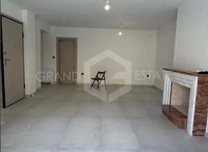 Διαμέρισμα για ενοικίαση - Νίκαια, - Φωτογραφία 1