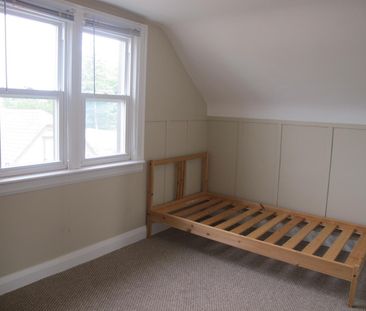 For Lease - 2 patricia Street, Thorold, Ontario - Photo 4