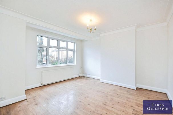 4 bedroom semi-detached house to rent - Photo 1