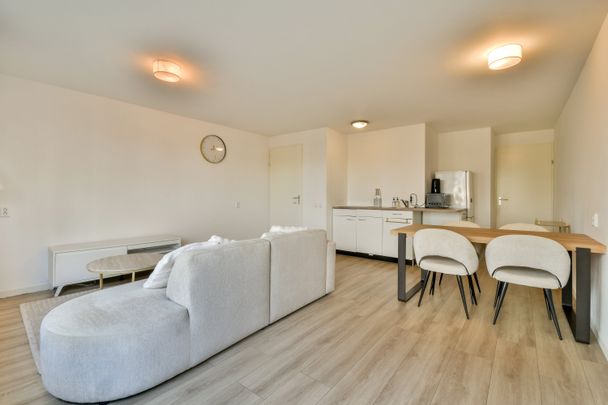 Te huur: Appartement Toutenburgstraat in Amsterdam - Photo 1