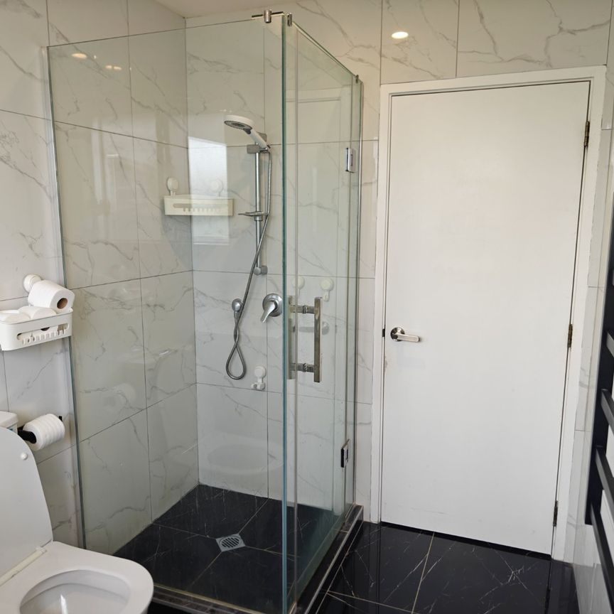 Live the Easy City Fringe Lifestyle - Photo 1