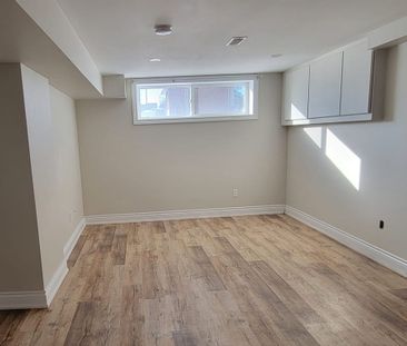 For Lease - 45 Lewis Drive Unit# Lower, Newmarket, Ontario - Photo 6