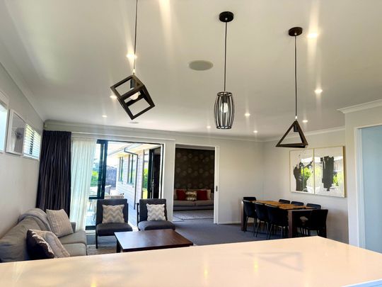 Wigram, 4 bedrooms - Photo 1