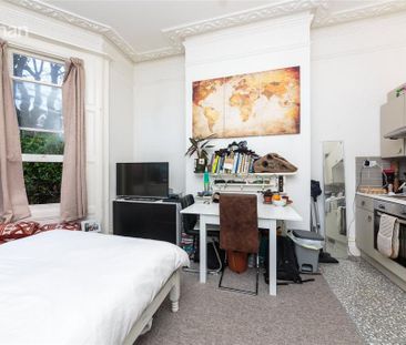 Studio to rent - Photo 2