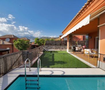 5 bedroom luxury Semidetached House for rent in Marbella, Andalusia - Photo 4