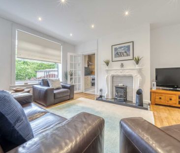 Price £895 pcm - Available Now - Unfurnished - Photo 3