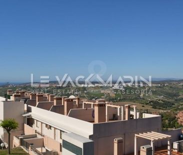 DUPLEX PENTHOUSE IN HACIENDA DE CASARES - Photo 2