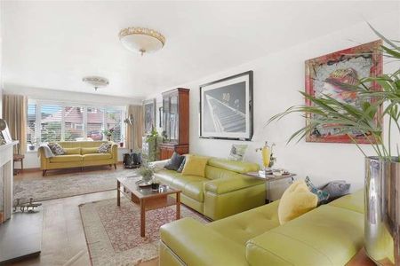 Ravensmere, Epping, CM16 - Photo 2