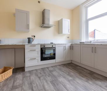 3 bedroom terraced house to rent - Photo 3