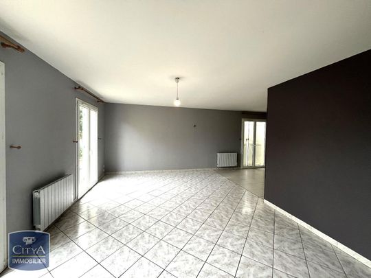 Location Maison 3 pièces 81m² REALMONT 81120 - Photo 1
