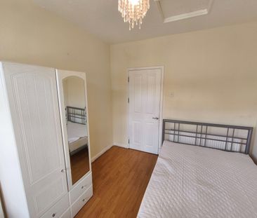 3 Bed Maisonette, Fairmile Ave, SW16 - Photo 4