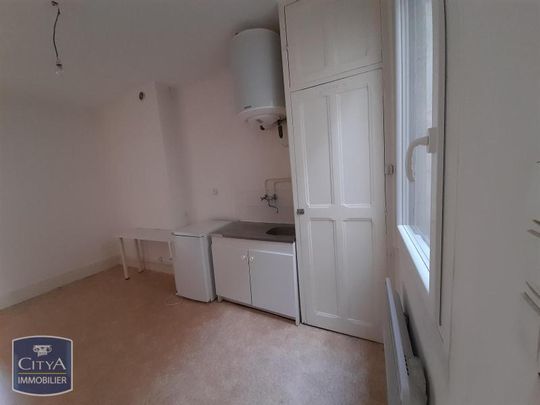 Location Appartement 1 pièce 50m² BOURG EN BRESSE 01000 - Photo 1