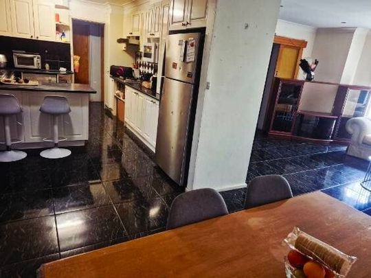 Sunshine West - Photo 1