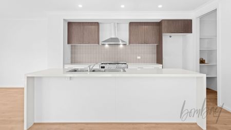 Impressive Family Residence in the Heart of Donnybrook - Photo 3