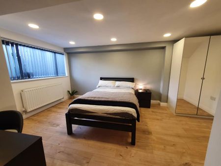 5 bedroom house share to rent - Photo 2