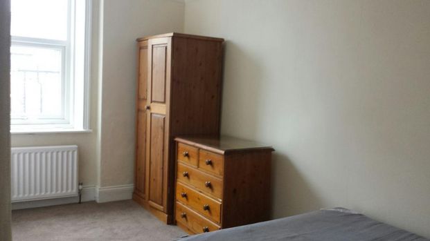 4 bedroom maisonette to rent - Photo 1